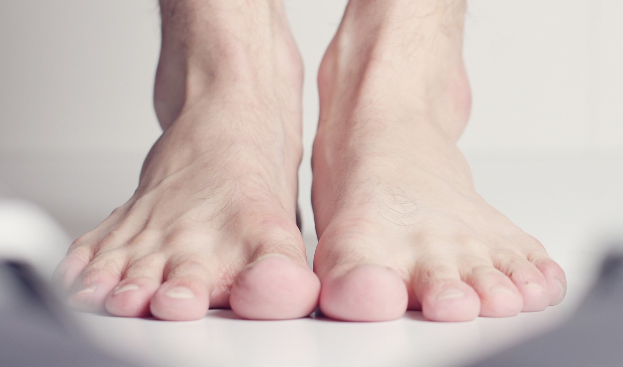 hammertoe client feet